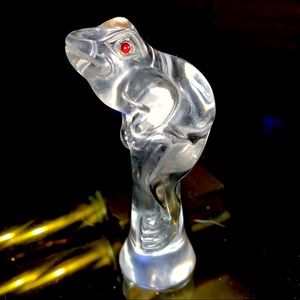 Crystal Amethyst Cabochon Eyed lily pad Frog Paperweight / Statue